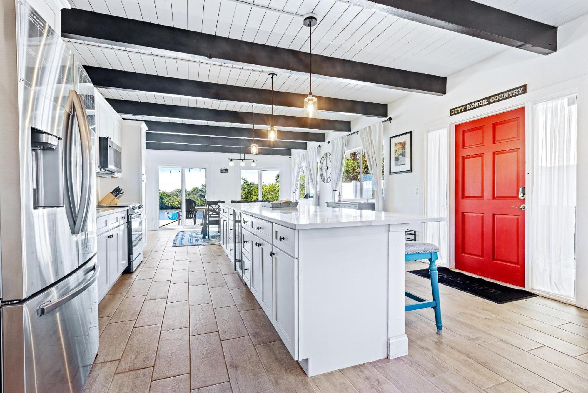 A Fishermans Dream Riverfront Retreat With Dock Only A 3-Minute Walk To Beach 5906S New Smyrna Beach Bagian luar foto