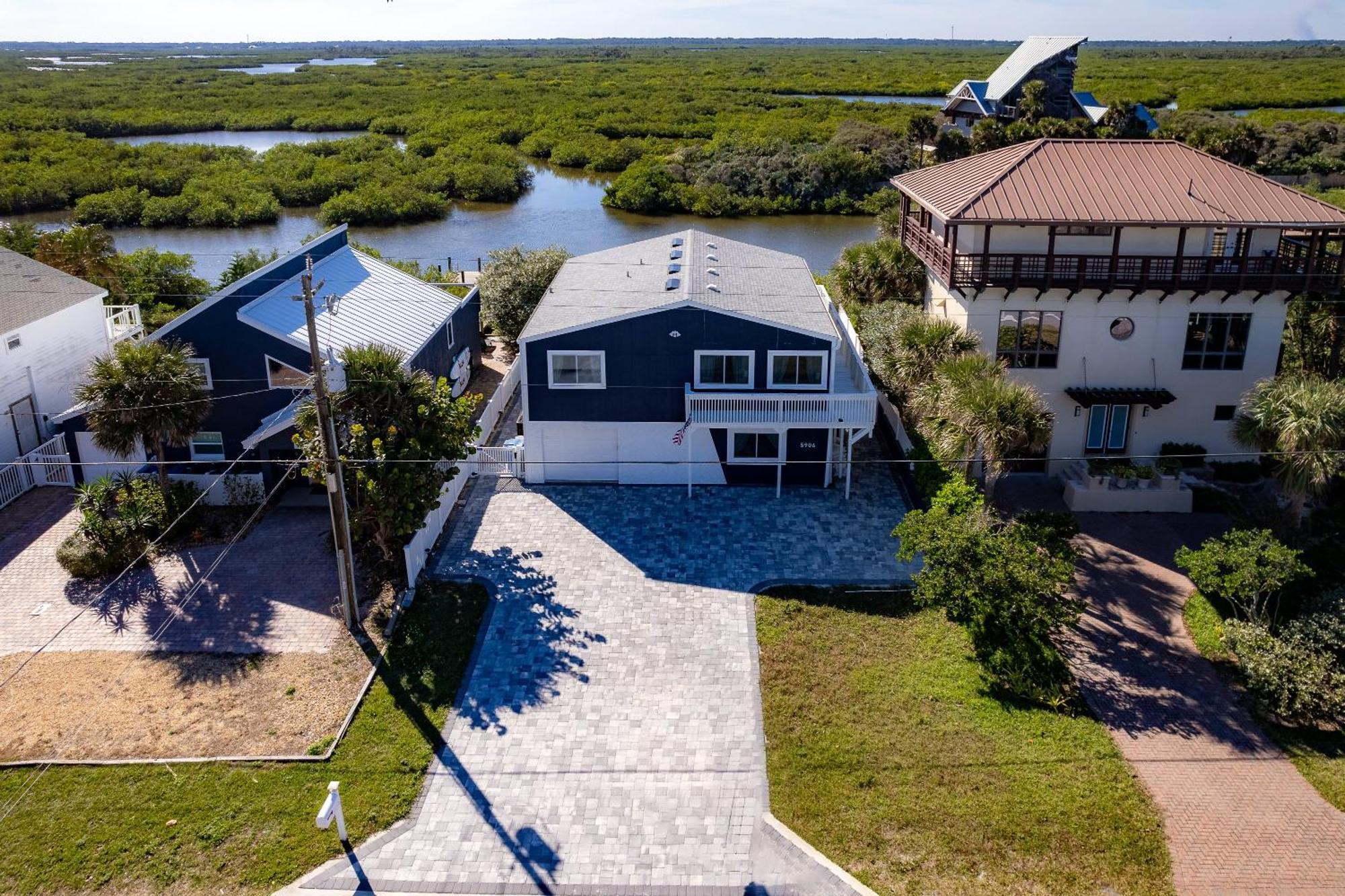 A Fishermans Dream Riverfront Retreat With Dock Only A 3-Minute Walk To Beach 5906S New Smyrna Beach Bagian luar foto